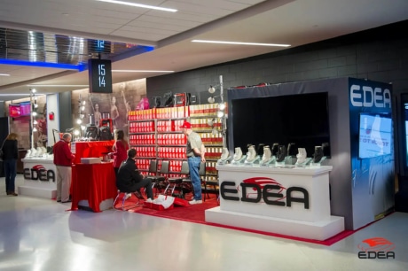 Ice Gallery Skates U.S.
